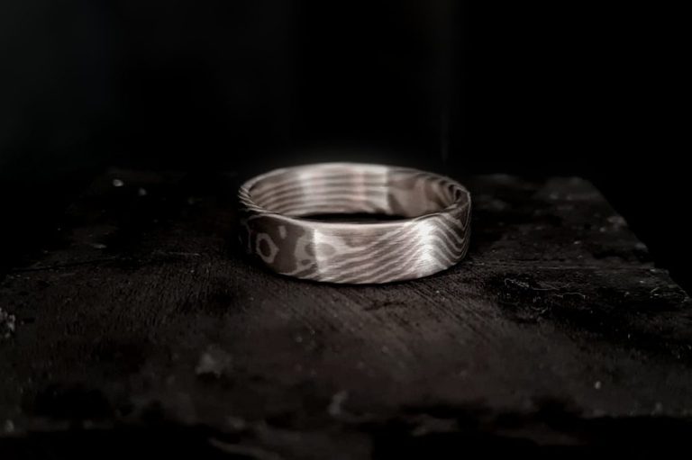Mokume Gane Ring aus Silber und Palladium Mokume Gane Ring aus Silber und Palladium